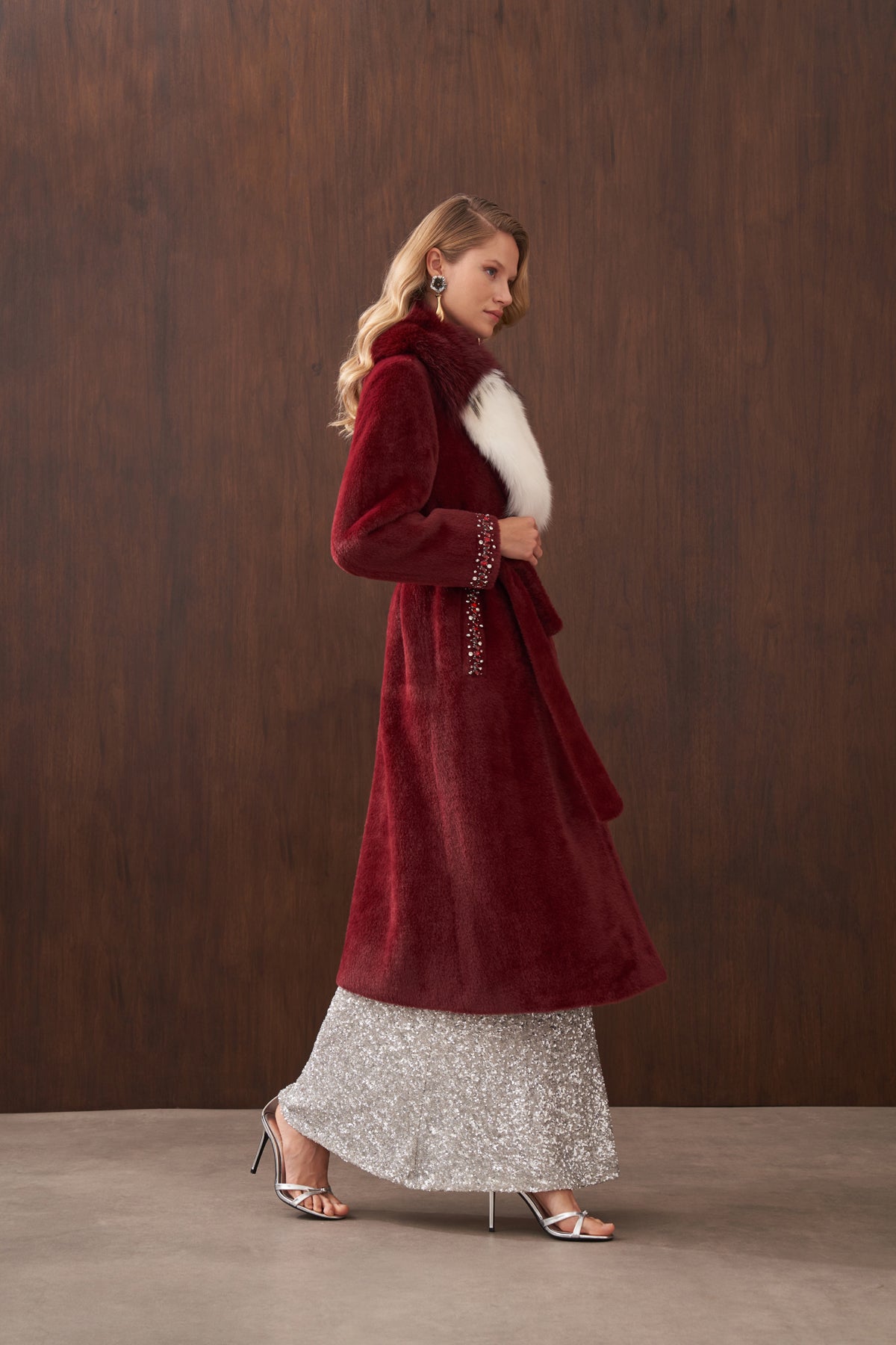 Çift Renk Kürklü Elişi Detaylı Angora Kaban - bordo