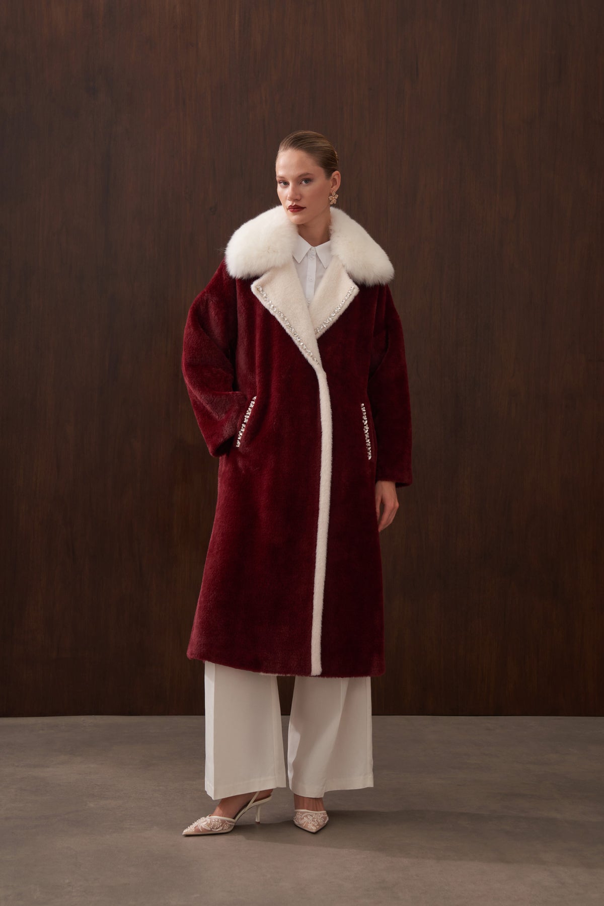 Garnili Kürk ve Elişi Detaylı Angora Kaban - bordo