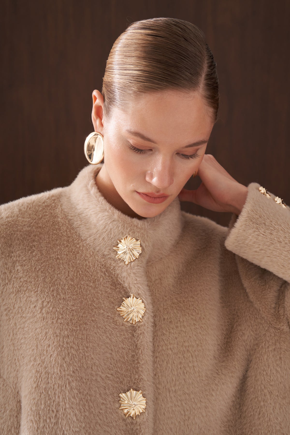 Önü Düğme Detaylı Angora Kaban - koyu bej