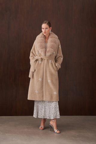 Elişi ve Orijinal Kürk Detaylı Angora Kaban - koyu bej
