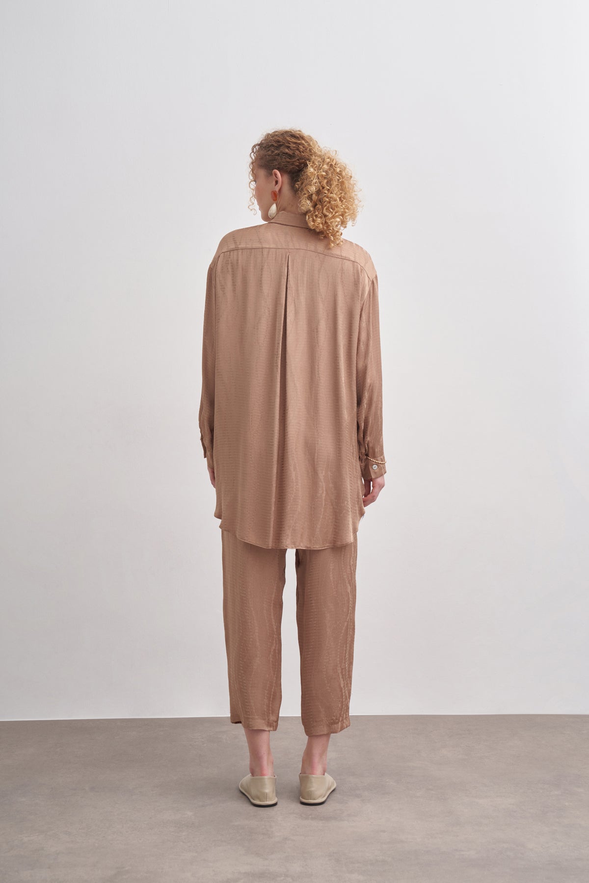 Sedef İşleme Detaylı Oversize Pantolonlu Takım - camel