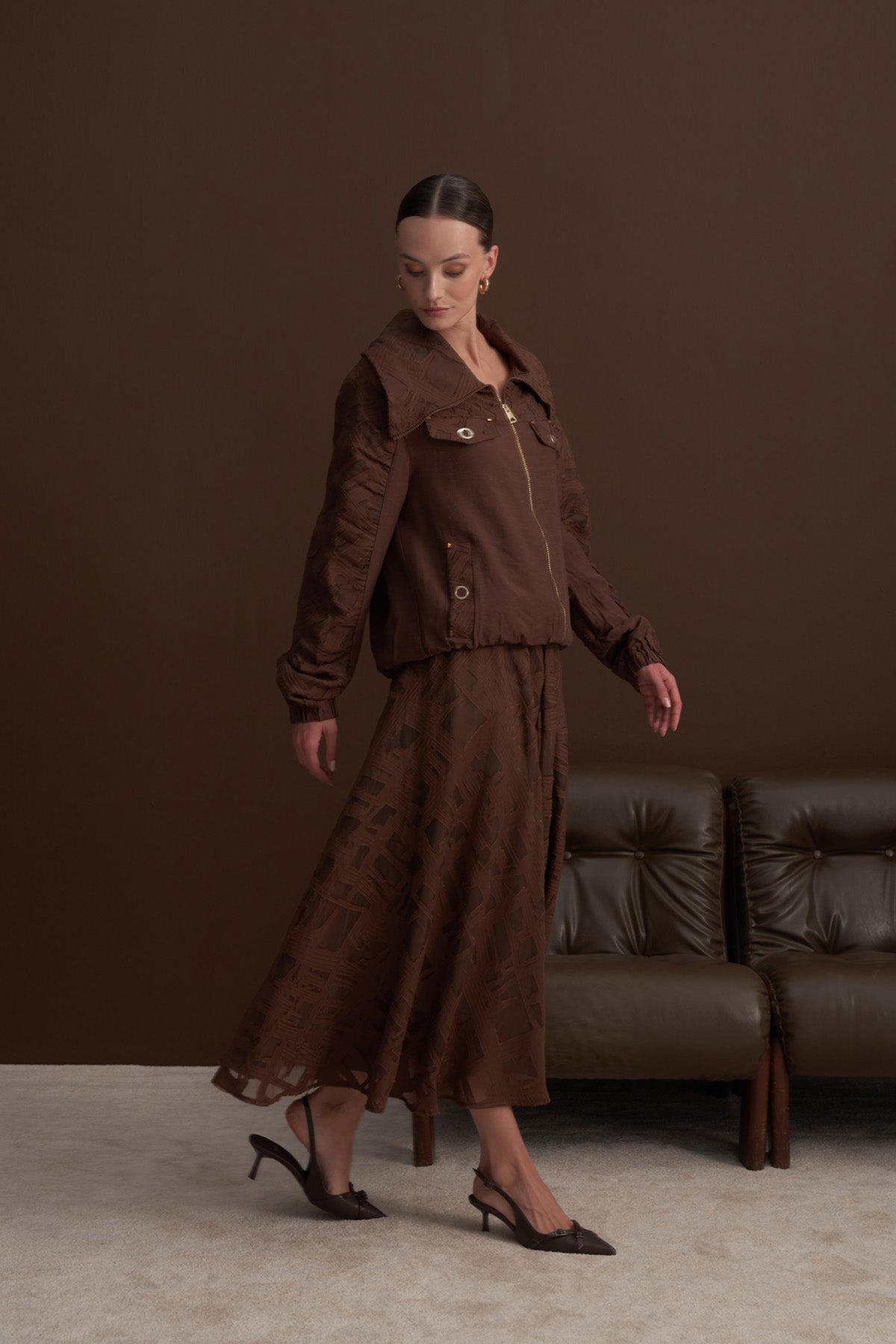 Kol Lastikli Ön Nakış Detaylı Ceket ve  Etekli Takım - Kahve