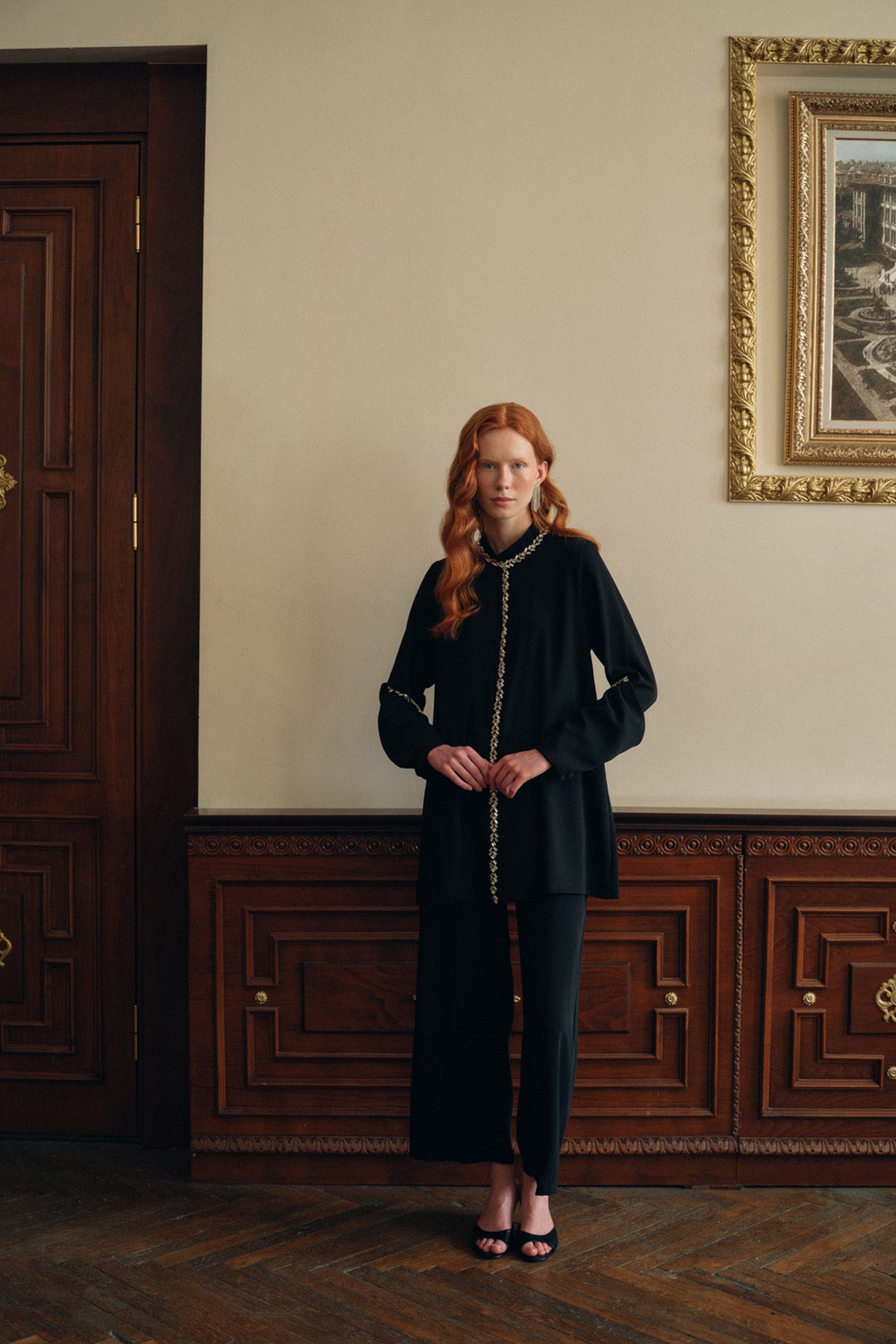 El İşi Taş Desenli Kol Büzgü Detaylı Takım - siyah