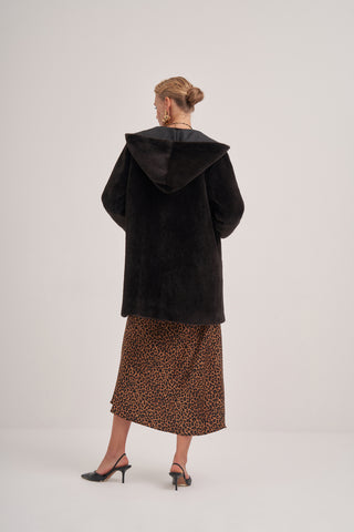 Ön ve Cep Büyük Fermuarlı Kısa Kaban - siyah