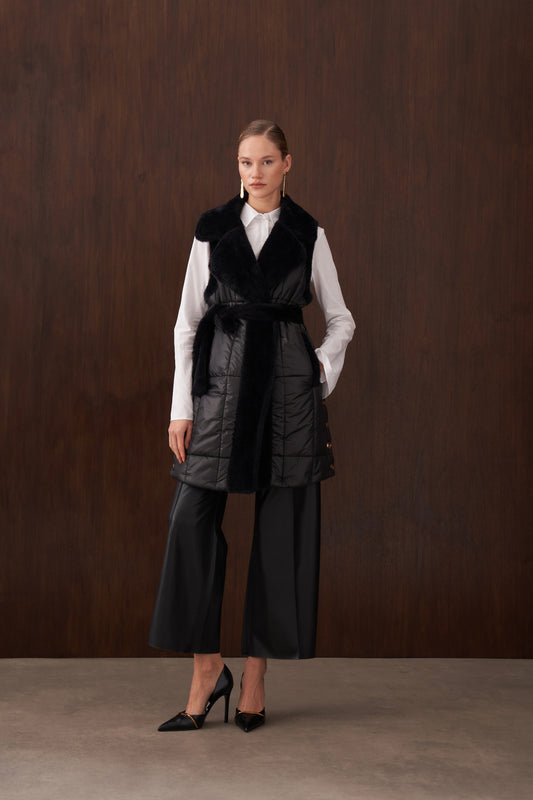 Kapitone ve Angora Kombinli Yelek - siyah