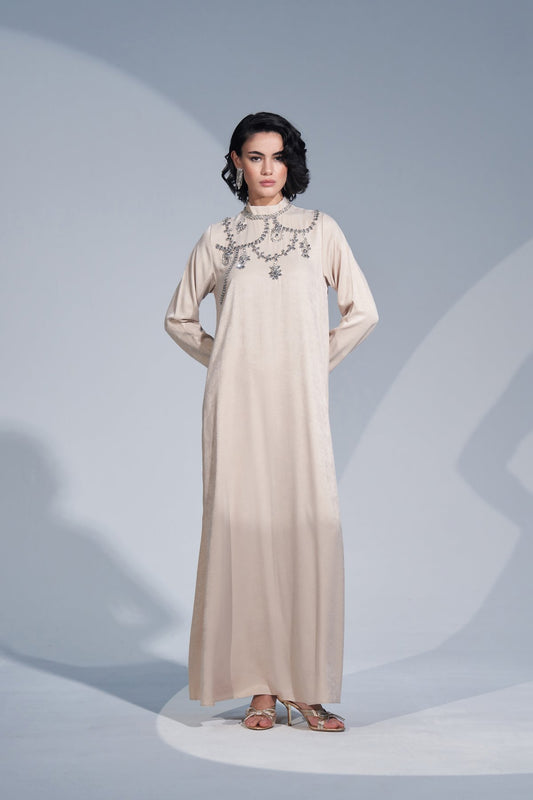 Kolları ve Yaka El İşi Taş İşleme Detaylı Elbise - bej
