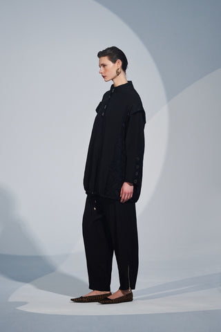 Ön Patlı ve Kollarda Boncuk İşleme Detaylı Takım - siyah