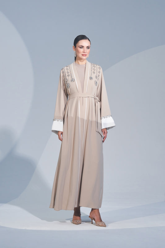 Biye Detaylı Kol ve Omuz El İşi Taş Detaylı Abaya - bej ekru