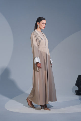 Biye Detaylı Kol ve Omuz El İşi Taş Detaylı Abaya - bej ekru
