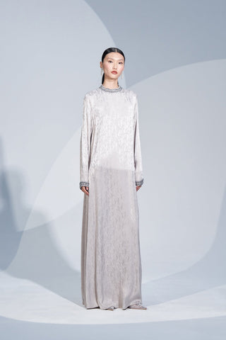 Kol Uçları ve Yakası El İşi Detaylı Elbise - gri