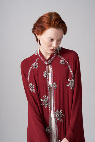 Şerit Taşlı ve Yaprak İşleme Detaylı Abaya - bordo
