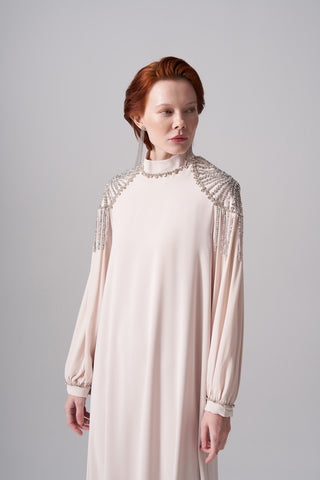 Kolları Şifon Detaylı Elişi İşlemeli Elbise - açık bej