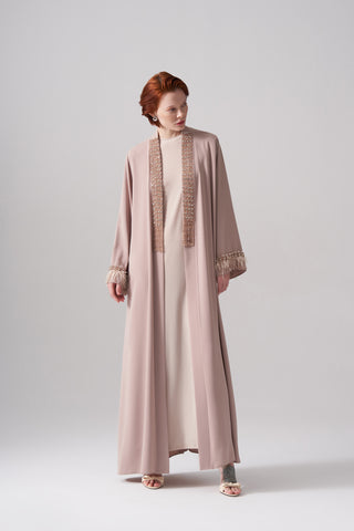 Elişi ve Tüy Detaylı Abaya - bej