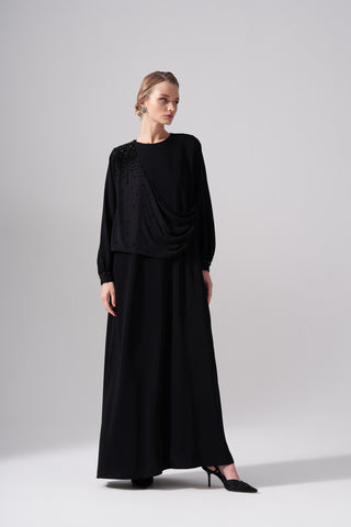 Omuzu Taş İşlemeli Şifon Detaylı Elbise - siyah