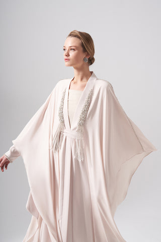 Omuzları Taş İşleme Önü Zincirli Abaya - açık bej