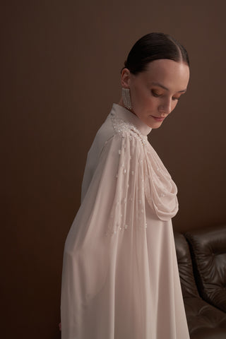 Degaje Dökümlü El İşi Boncuk Detaylı Pelerin Elbise - bej