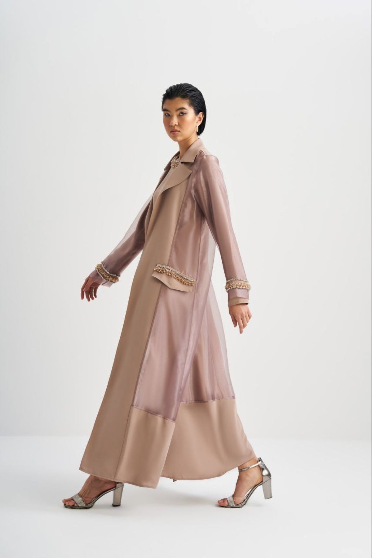 Cepleri Taş İşlemeli Organze Abaya - bej