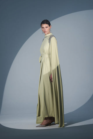 Omuz ve Yaka El İşi Taş İşlemeli Kol Pelerin Detaylı Elbise - mimoza