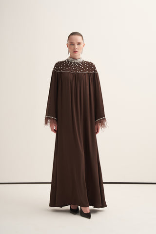 Tüy ve Şifon Detaylı Elişi Elbise - kahve