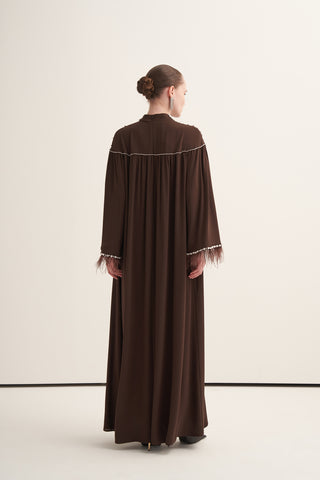 Tüy ve Şifon Detaylı Elişi Elbise - kahve