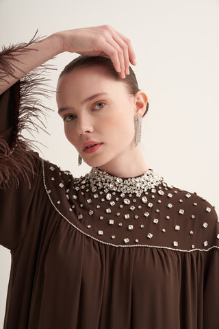 Tüy ve Şifon Detaylı Elişi Elbise - kahve