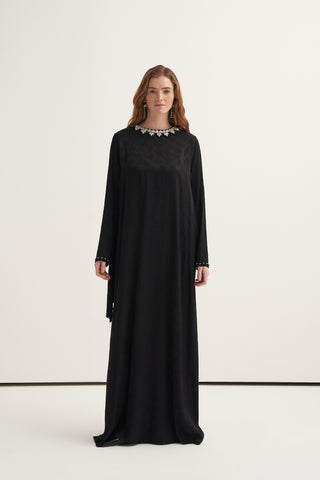 Yakası Taş İşlemeli Çiçek Desen Kumaşlı Elbise - siyah