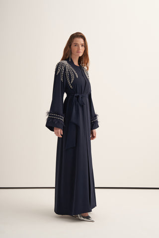 Kol Uçları Tüy Detaylı ve Taş İşlemeli Abaya