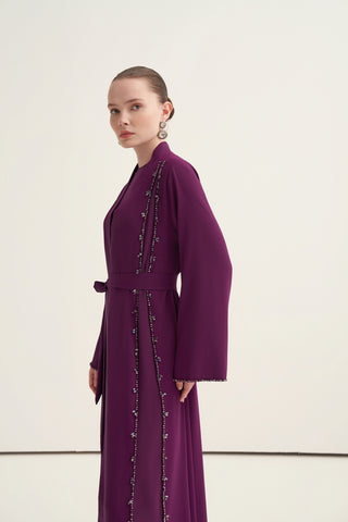Sıra Boncuk İşlemeli Abaya