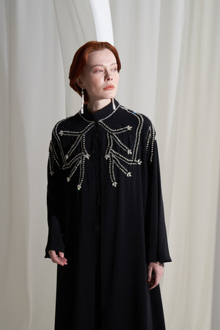 Omuzları ve Yakası Özel Sıra Elişi Taş İşlemeli Abaya - siyah